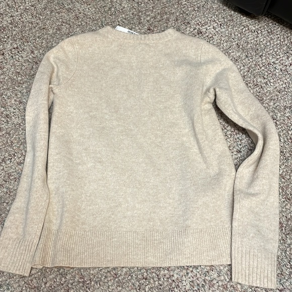 New j crew 100% wool sweater - Picture 8 of 8